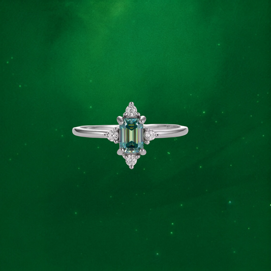 Emerald Starlight Ring